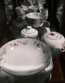 DININERWARES & GLASSWARES